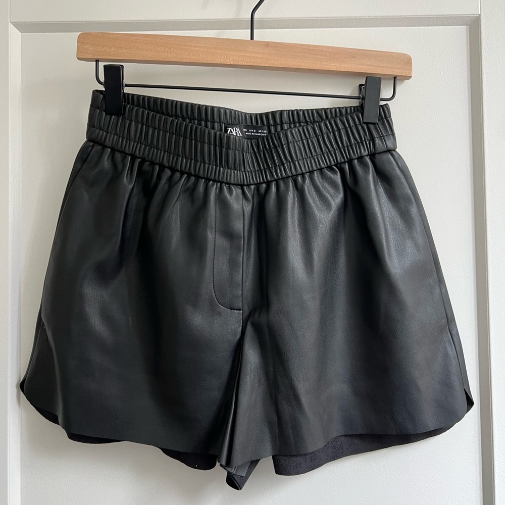Zara faux leather black shorts with pockets size S